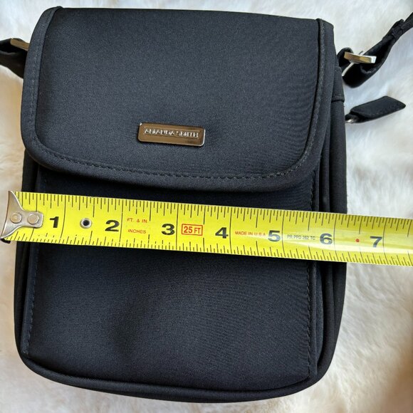 Amanda Smith Black Travel Wallet/Organizer Crossbody Bag/Purse - Picture 16 of 16